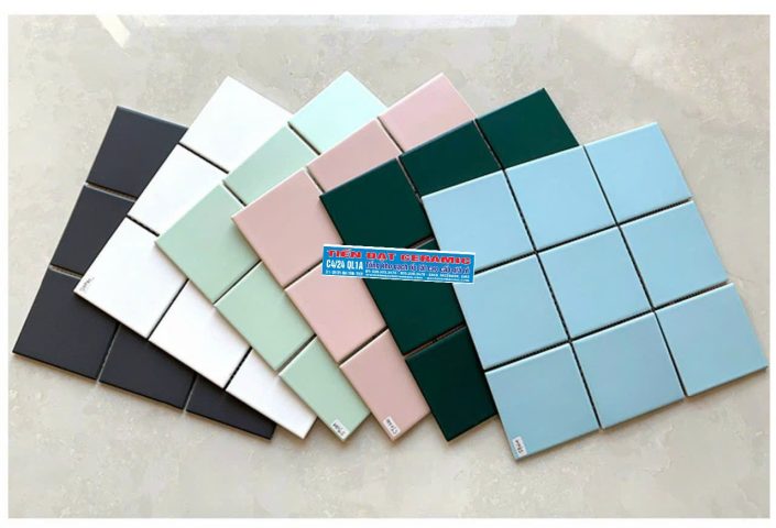 Gạch ốp bể cá cảnh đa dạng màu sắc