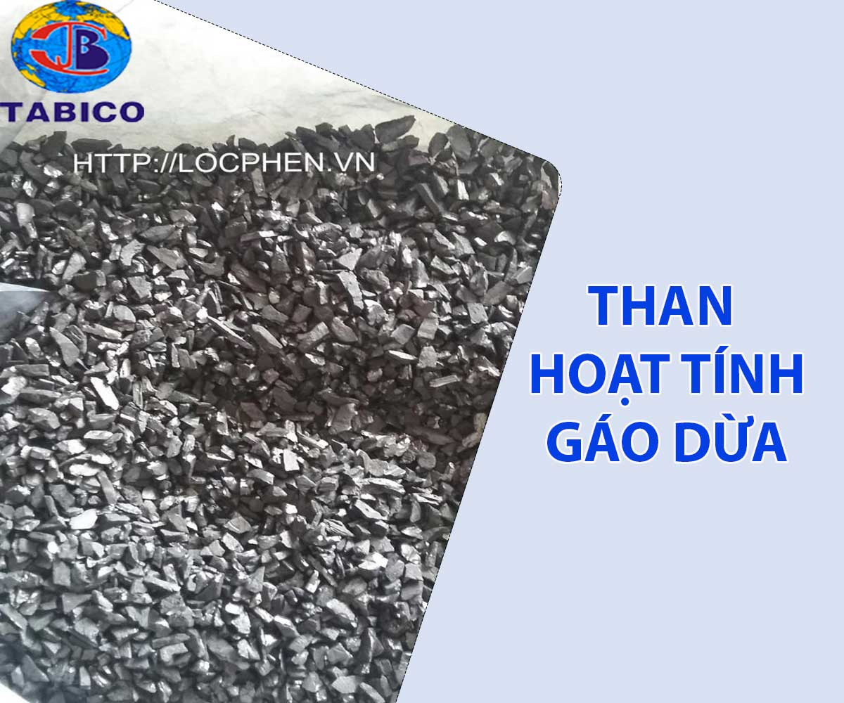 Than hoạt tính dạng hạt từ gáo dừa giúp hấp thụ độc tố và khử mùi nước bể cá