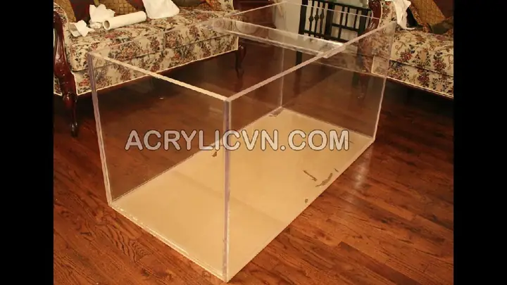 Kinh Nghiệm Chọn Mua Hồ Cá Mica Bền Đẹp