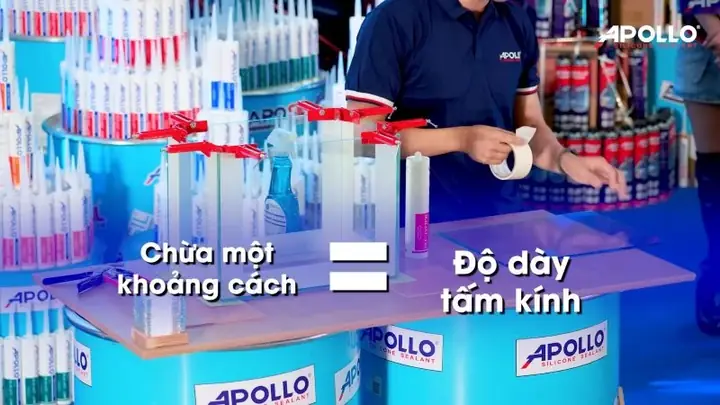 Bể Cá Dấu Keo: Khám Phá Kỹ Thuật Dán Và Tối Ưu Thẩm Mỹ Bể Thủy Sinh