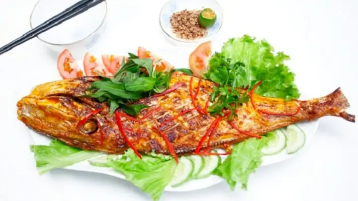 Cá da bò chiên mắm