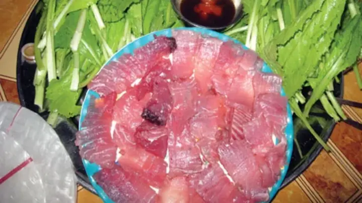 Gỏi cá da bò
