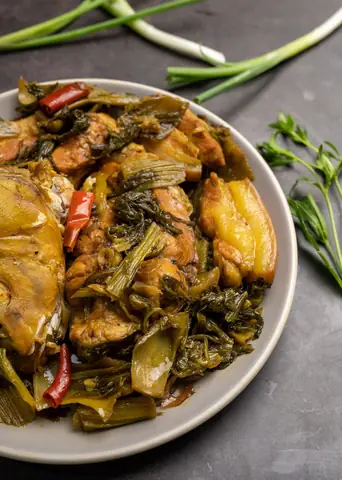 Kỵ dưa muối