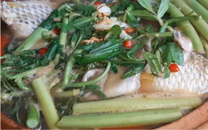 Canh chuacá chép