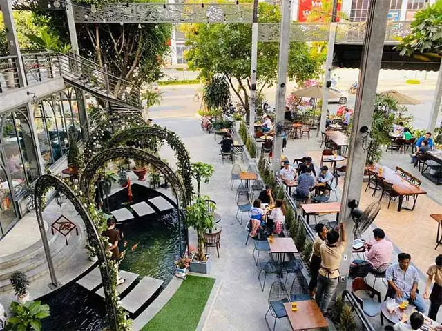 Khám Phá Thế Giới Cá Koi Quận 7: Kinh Nghiệm và Địa Chỉ Uy Tín