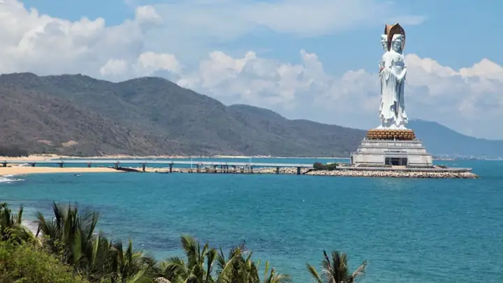 cá mập siêu bạo chúa
