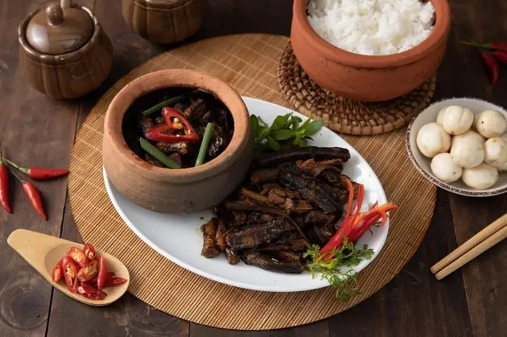 Cá nhệch kho tộ