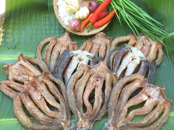 Các Loại Cá Miền Tây Nổi Bật Dưới Dạng Khô: Đặc Sản Sông Nước