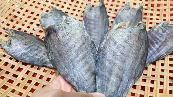 Các Loại Cá Miền Tây Nổi Bật Dưới Dạng Khô: Đặc Sản Sông Nước
