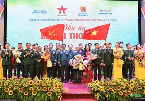 Đánh giá Cao Quý Cá Cảnh: Điểm đến uy tín cho người đam mê cá rồng và thủy sinh?