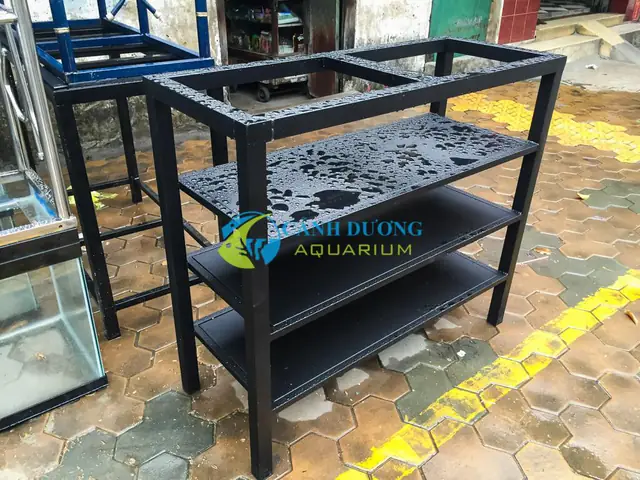 Chân Hồ Cá 2 Tầng: Hướng Dẫn Lựa Chọn và Tối Ưu Không Gian Nuôi Cá Cảnh Chân Hồ Cá 2 Tầng: Hướng Dẫn Lựa Chọn và Tối Ưu Không Gian Nuôi Cá Cảnh