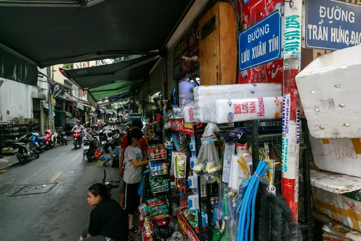 Hướng dẫn tìm chợ bán cá cảnh uy tín và đa dạng loài
