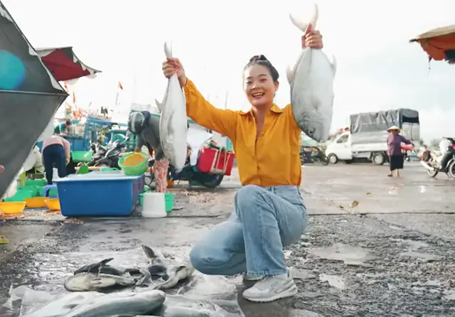 Chợ cá Phan Thiết: Nét văn hóa biển cả và hải sản tươi ngon