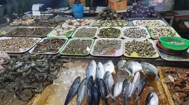 Chợ Cá Quy Nhơn: Khám Phá Nét Độc Đáo Của Vựa Hải Sản Xứ Nẫu