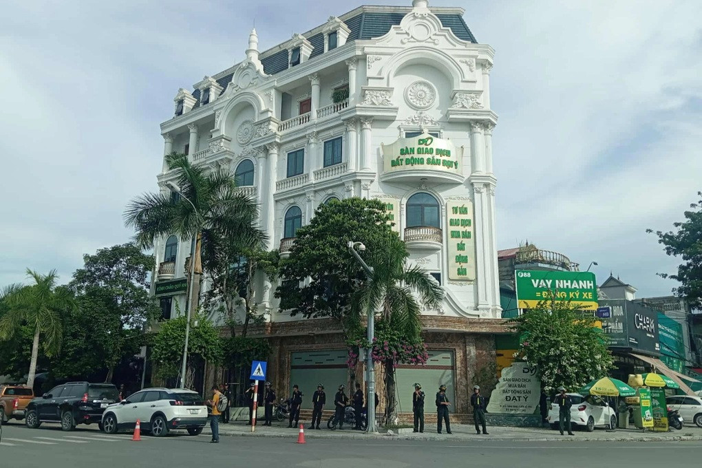 Công an tại hiện trường