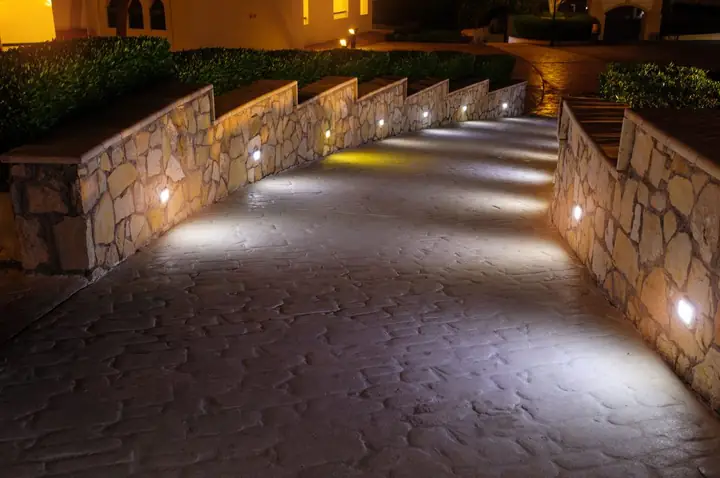 Hướng Dẫn Toàn Diện Về Đèn LED Dây Cho Hồ Cá