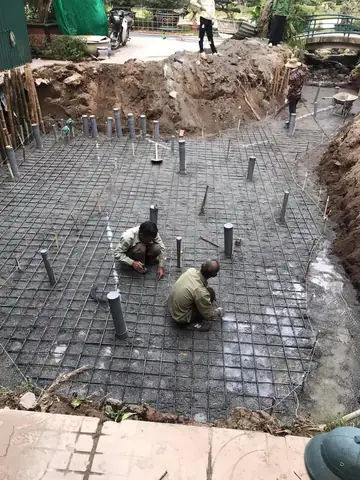 làm hồ cá koi