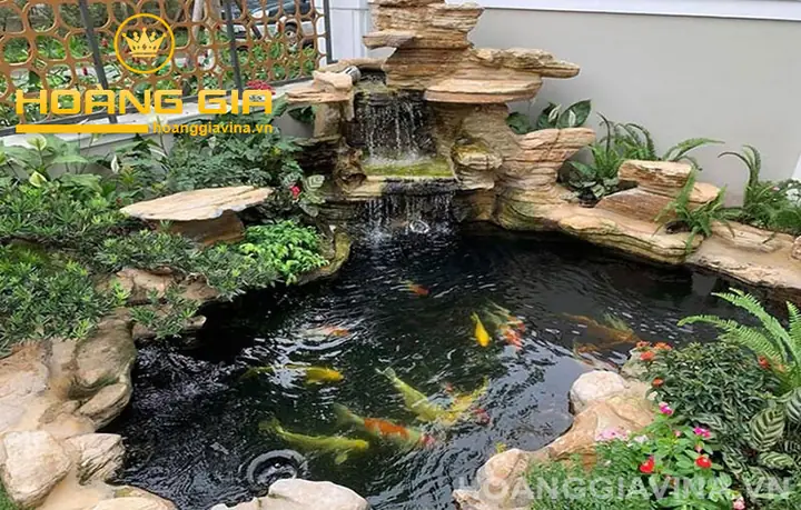mẫu hồ cá đẹp ngoài trời