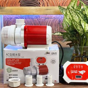 Máy bơm Baoyu BY 12000 đang hoạt động trong bể cá
