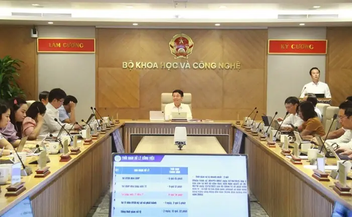 Nuôi Cá Tai Tượng Da Beo: Cẩm Nang Từ A Đến Z Nuôi Cá Tai Tượng Da Beo: Cẩm Nang Từ A Đến Z