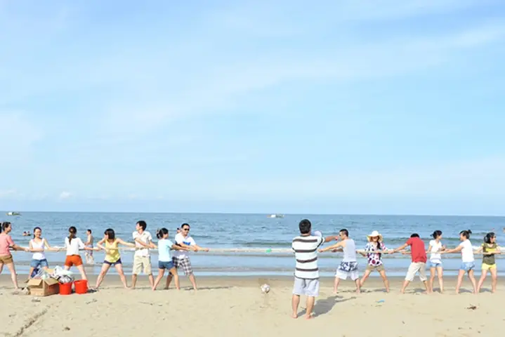 Khoảng cách từ Sầm Sơn đến Suối Cá Thần bao xa?