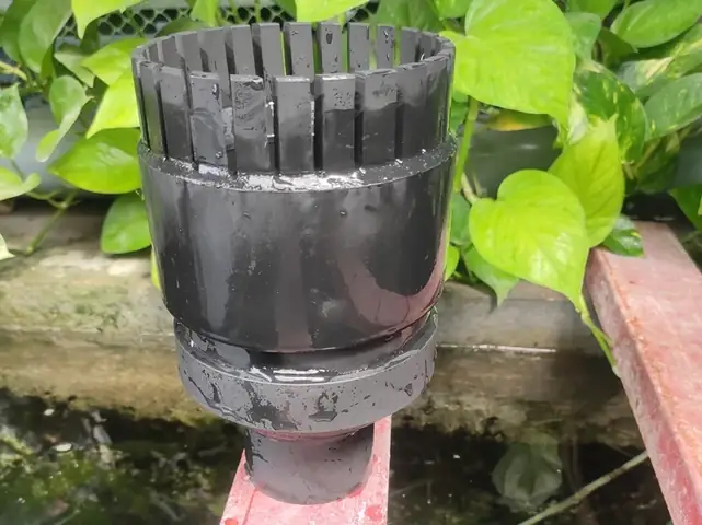 7/Thiết bị Hút Mặt Hồ Cá Koi