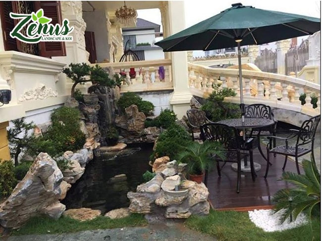 Trang trí hồ cá koi ngoài trời đúng phong thủy