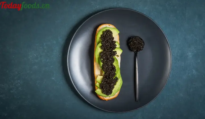 Trứng Cá Tầm Có Tác Dụng Gì? Khám Phá Lợi Ích Toàn Diện Từ Caviar