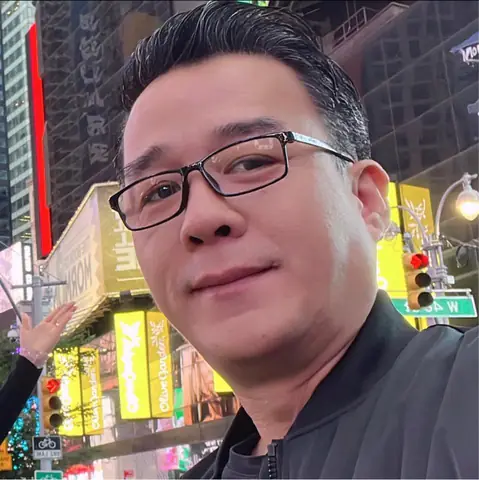 vua cá koi hà thanh xuân