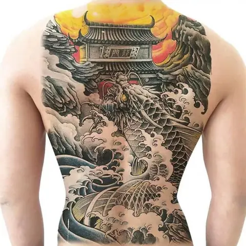Khám Phá Vẻ Đẹp Cá Chép Koi Qua Hình Ảnh Độc Đáo